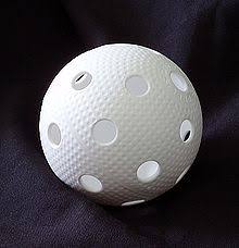 This is a common feature across hook head designs today, the toe generally varies in height, between the minimum and maximum height of the ball, when the handle is in a. Hockeyball Wikipedia