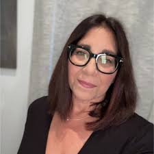 Lauren Smith Email & Phone Number