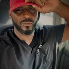 Importance of Respecting Partners' Privacy in Relationships