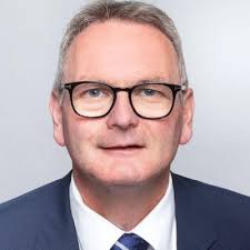 Eine Reise geht heute zu Ende, ein neues Kapitel beginnt: nach etwas mehr  als 13 Jahren endet meine Zeit bei der TROX GmbH. Eine im September 2011  begonnene Ausbildung zum Industriekaufmann… |