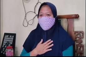 Kami sangat prihatin mengikuti kasus terjeratnya seorang guru honorer dalam pinjaman online. Dikejar 24 Debt Collector Pinjaman Online Guru Tk Di Malang Dipecat Dari Pekerjaannya Surya Kepri