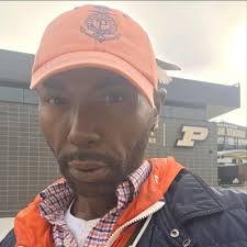 China Introduces Strict Influencer Regulations to Combat Misinformation