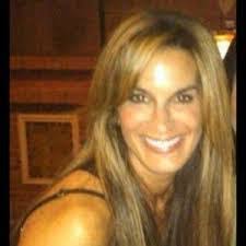 Carolyn Butera's Instagram, Twitter & Facebook