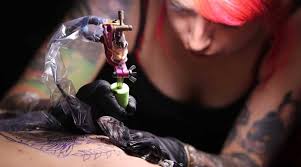 Hemos tenido malos líderes que no han sido capaces de encarnar este cambio. Como Cuidar Un Tatuaje En Temporada Estival