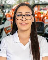 David Laube's Instagram, Twitter & Facebook