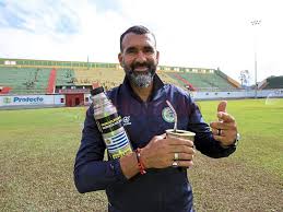 Robert lima's most popular book is la lámpara maravillosa. Trasciende Destitucion De Robert Lima Como Tecnico Del Juticalpa Diario El Heraldo