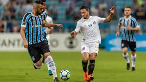 Tricolor chega ao 17º resultado de igualdade no campeonato brasileiro e sai na bronca co. Baile No Sul Gremio Atropela Santos Faz Cinco Gols Em Casa E E O Quinto Lance