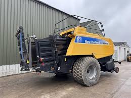 New Holland BB920 Baler