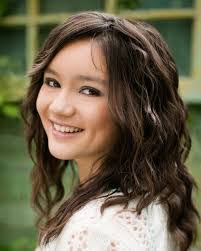 Mara Pearson's Instagram, Twitter & Facebook