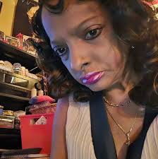 April Dias's Instagram, Twitter & Facebook