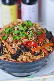 Nouilles Chinoises Sautees Aux Legumes Recette Asiatique Cuisine Asiatique Plat Asiatique