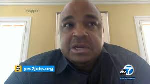 Q&A with 3-time Grammy winner, Yes2Jobs mentor DJ Khalil