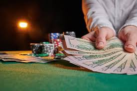 If you've made $300 in purchases — and haven't yet paid it off how much does credit card interest cost? How Much Does A Casino Make A Day Breakdown