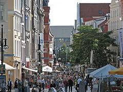 Wenn ich eine wichtige aufgabe deligieren müsste würde mir die entscheidung leicht fallen. Rostock Wikipedia