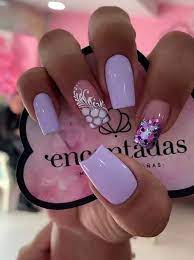 Elegir entre esmalte permanente o semipermanente para las uñas no es una tarea fácil por la proximidad de estos dos productos. 100 Ideas De Unas Decoradas Juveniles En 2021 Unas Decoradas Manicura De Unas Manicura
