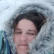 Jamie Denn's Instagram, Twitter & Facebook