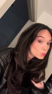 Lily Armstrong's Instagram, Twitter & Facebook