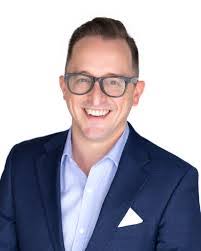 Jacinto Valentin's Instagram, Twitter & Facebook