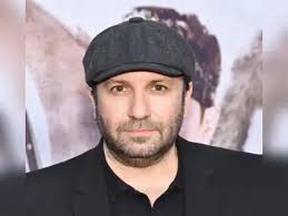 Celebrity photographer and actor Brad Everett Young dies at 46 in car crash 