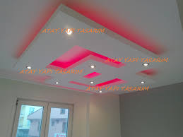 Asma Tavan Modelleri Detaylari Ornekleri Resimleri Cesitleri Cizimleri Gizli Isikli Aydinlatmali Led Tavan Led Isikli Kartonpiyer Salon Tavan Led