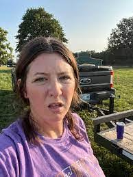 Sherry Huskey's Instagram, Twitter & Facebook