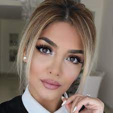 Sheida Fashionista On Instagram Makeup Details For Yesterday S Look Face Foundation Maybellinenyuk Dream S Beautiful Makeup Hair Makeup Gorgeous Makeup