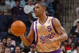 Shop for womens cotton t shirt online at target. Espn Says Gold Sacramento Kings Jerseys Are Worst In Nba History Sactown Royalty
