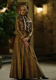 The Jewelry In Once Upon A Time In Hollywood Hollywood Costume Hollywood Fashion Fashion