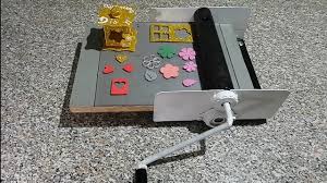Ancora oggi vi proponiamo la nostra ampia scelta di sacchettini, oggettistica, confetti, decorazioni e bigliettini, anche già stampati. Fustellatrice Fai Da Te Autocostruita A Costo Zero Youtube