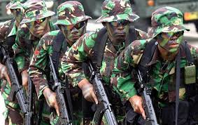 You can download iphone wallpaper, adroid wallpaper, nokia wallpaper, desktop wallpaper, samsung wallpaper, black wallpaper, white wallpaper with wide, hd, standard, mobile ratio,mobile phone. Gondrong Orkes Hina Tni Di Media Sosial Pas Diciduk Pemuda Ini Kicep Tentara Militer Media Sosial