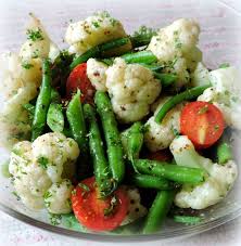 Cauliflower Green Bean And Tomato Salad Salad Green Beans And Tomatoes Tomato Salad