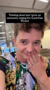 Cleo after she fell down the hole 😭😭 #h2o #h2ojustaddwater #phoebetonkin  #aussie