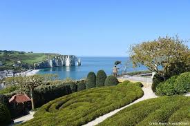 Les Jardins D Etretat Jardin Avec Vue Sur Les Falaises In 2020 Vakantie Frankrijk Normandie