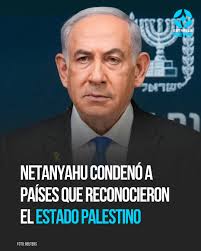 🤖Un robot caminó por las calles del centro de Nueva York, saludando a las  personas que se encontraba por su camino. El dispositivo cuesta unos 100  mil dólares, y es capaz de