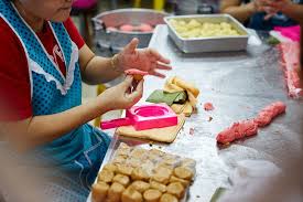Setelah mengental, matikan kompor dan biarkan hingga mendingin. Resep Mudah Membuat Kue Ku Kue Khas China Yang Populer Di Indonesia