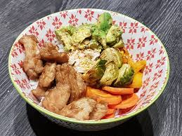 Bol De Riz Au Poulet Et Legumes A La Coreenne Audrey Cuisine Recette Recette Asiatique Recette Regime Poulet Legumes