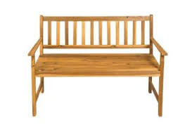 Une maison en bois est un merveilleux endroit où vous pourrez profiter du fait d'être en des maisons en bois performantes et économiques. Action Banc De Jardin En Bois D Acacia Pas Cher A 29 95