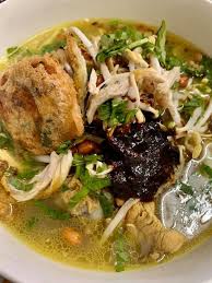 Bawang putih cabe rawit hijau cabe rawit merah kecap manis. Resepi Soto Johor Bersama Bergedil Sambal Kicap Memang Padu Daily Makan