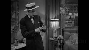 A conservative middle aged professor engages in a relationship with a femme fatale, he's plunged into a nightmarish world of blackmail and murder. The Woman In The Window Blu Ray Release Date June 19 2018