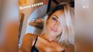 In tutti questi anni anna ha stravolto la sua vita, oggi è una donna di successo ed una mamma felice, oltre che una cantante molto apprezzata. Anna Tatangelo Nuovo Amore Dopo Gigi D Alessio Le Parole Della Cantante Youtube