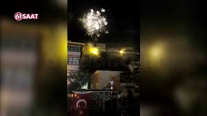 Merhabalar, bu videomda sizler ile ailecek geldiğimiz boston seyahatimi paylaşıyorum. Eren Bulbul Un Katillerini Olduren Askerelere Macka Da Coskulu Karsilama Youtube