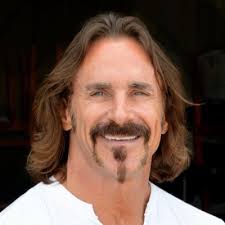 Warren Andres's Instagram, Twitter & Facebook