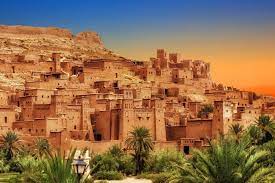 La kasbah ben moro, batiment emblematique de l'architecture de terre du sud marocain, datant du xviii siecle, a ete restauree et transformee. 4 Days Desert Tours To Erg Lihoudi Departure From Marrakech