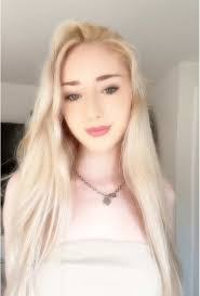 Leanna Powers's Instagram, Twitter & Facebook