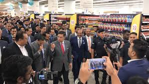 With the opening of lulu hypermarkets, lulu group international set the pace for a revolutionary change in the shopping concepts of the region. Lulu Hypermarket In 1 Shamelin Mall Cheras Malaysia Selina Wing Deaf Geek Blogger