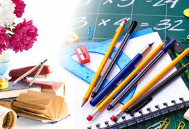 Для школьников и большинства студентов начинается новый учебный год 2021/2022. Den Znanij V Ukraine 1 Sentyabrya