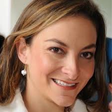 Memoria sobre amonedacion de oro i plata en la nueva granada desde 12 de julio de 1753 hasta 31 de agosto de 1859. Tatiana Cespedes Tatianacespede9 Twitter