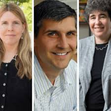 Prof. Maureen Porter Receives Outstanding International Educator Award