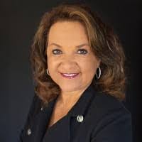 Jackie Chavis's Instagram, Twitter & Facebook