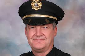 Ej jefe de policía de South Sioux City informa que su departamento NO  participa en actividades de control migratorio